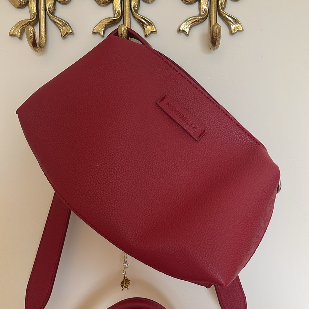 Red NEWBELLA Vegan Leather Tote Bag Shoulder Bag Handbag with Matching Purse - Picture 10 of 11